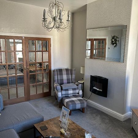 1 Bedroom Spacious Apartment Lytham St Annes Dış mekan fotoğraf