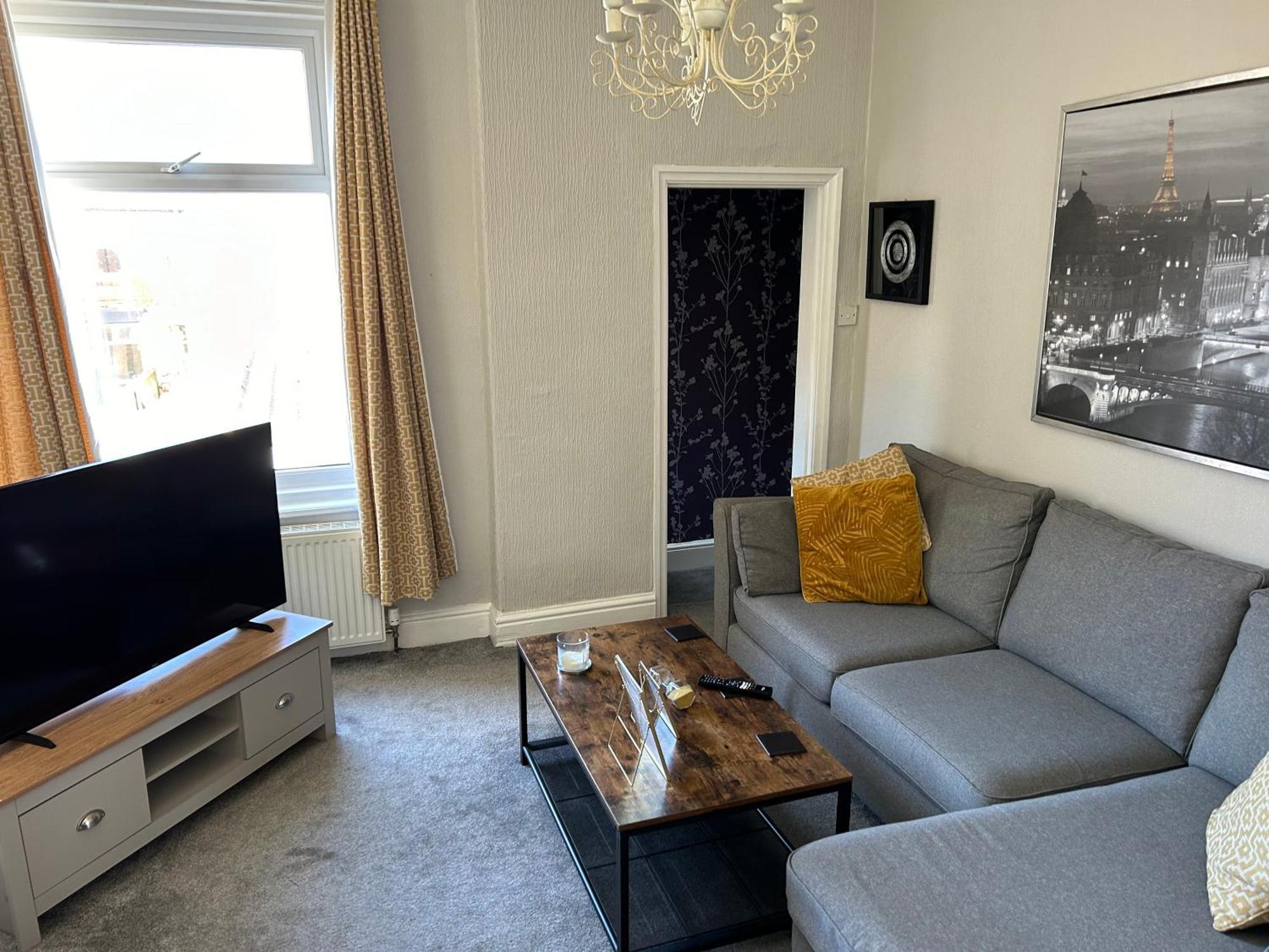 1 Bedroom Spacious Apartment Lytham St Annes Dış mekan fotoğraf
